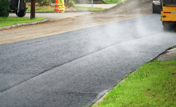Best Driveway Paving Contractor  in Russell, KS