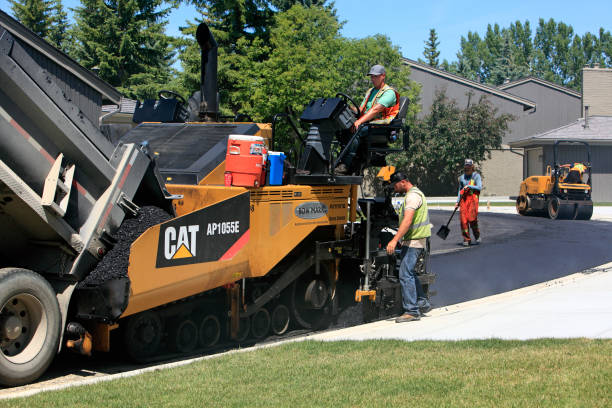 Best Interlocking Driveway Pavers  in Russell, KS